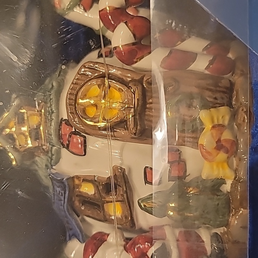 0365. NIB ~ CHRISTMAS 🎄 DAZZEL~ Santa at the Eleves House 🏠 ♥️ 😍 - Picture 3 of 7
